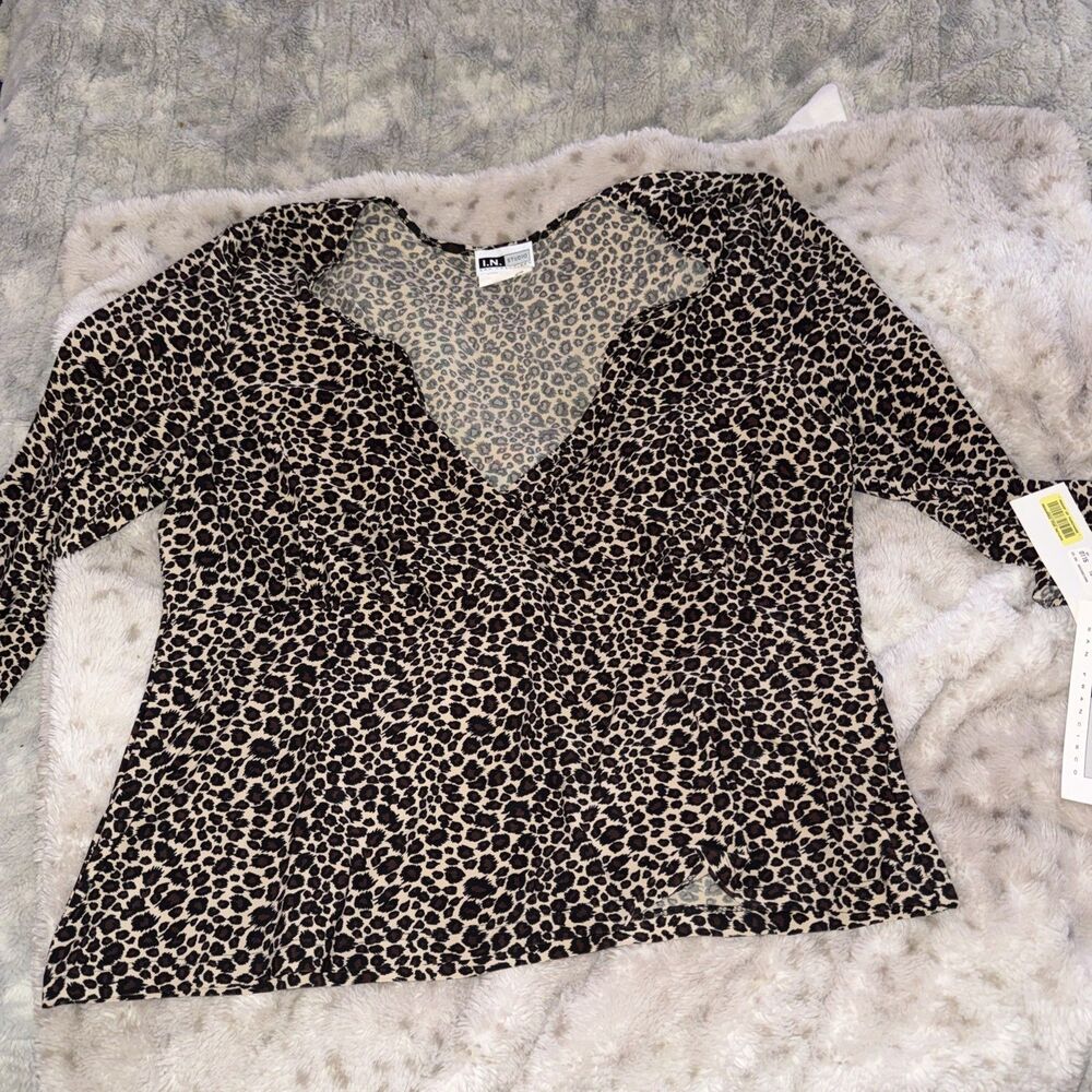 NWT I.N. Studio Woman Cheetah Printed Stretch V-Neck Top Size 2X